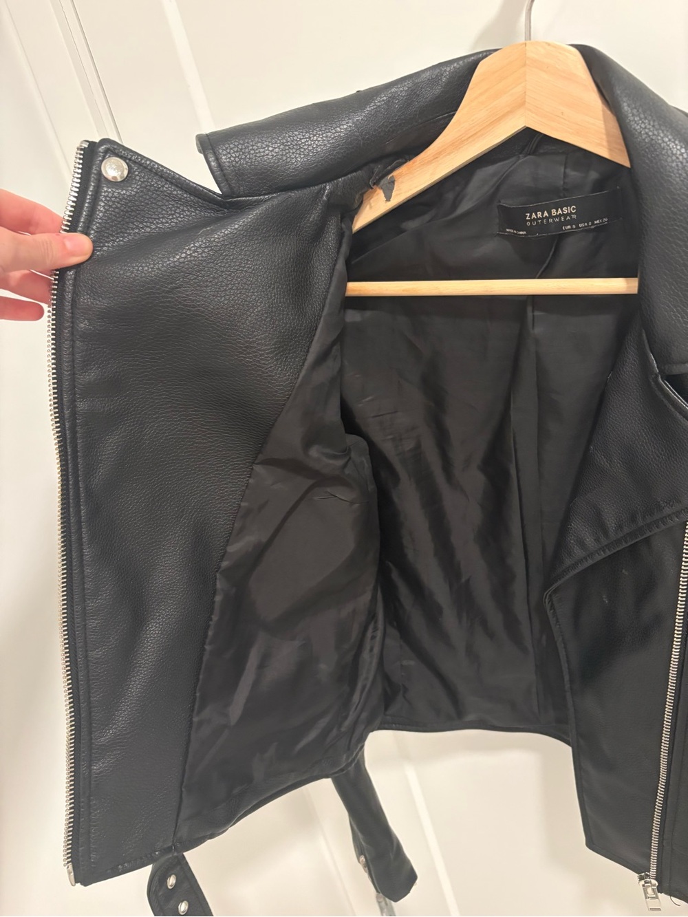 Zara Black Moto Leather Jacket with Silver Hardware - Picture 4 of 8